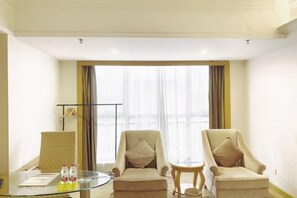 Room - Vienna International Hotel (Zhongshan Torch Development Zone (Zhongshan)