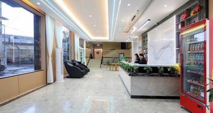 Zhi Xin Zhi Zi Hua Kai Hotel (Xiantao Bus Station Hongda Road Branch)