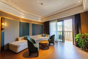 Table tennis, books - Fuqing Yonghong Hotspring Resort (Fuqing)