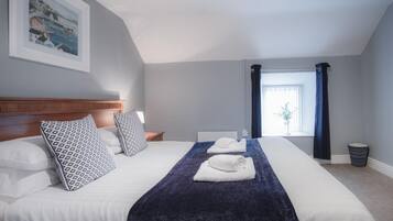 3 bedrooms, WiFi, bed sheets