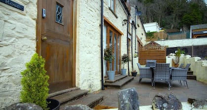 Rose Coach House - 3 Bedroom Cottage - Pendine