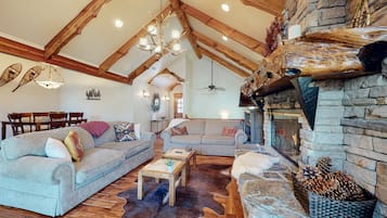 TV, fireplace, DVD player, streaming services