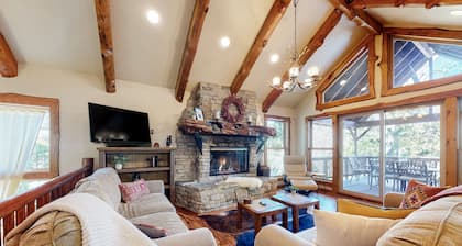 Private alpine hideaway with fireplaces, furnished deck, & designer kitchen - dog-friendly