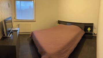 2 chambres, lit parapluie, Wi-Fi gratuit, draps fournis