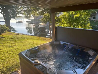 Closest Lake House to Nashville