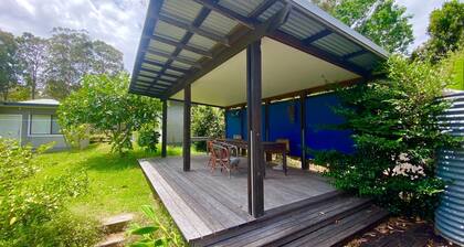 Durras Cottage - Pet friendly Holiday Home