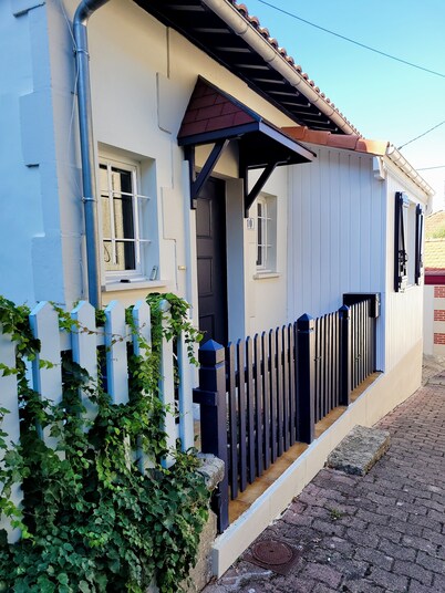 Arcachon Beachfront detached house on foot