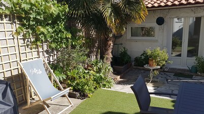 Arcachon Beachfront detached house on foot