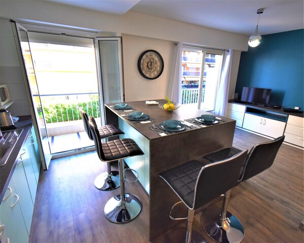 Interior - Charming Studio 50M from the sea (Menton)