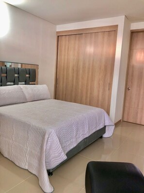 3 soverom, wi-fi og sengetøy