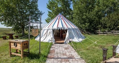 Fleur-de-lis - tent at Good Knights Medieval