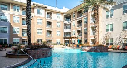 PackHouse NRG/MED Center