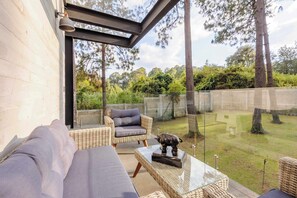 Terrace/patio - Casa María - Tranquility and Design in the Forest (Valle de Bravo)