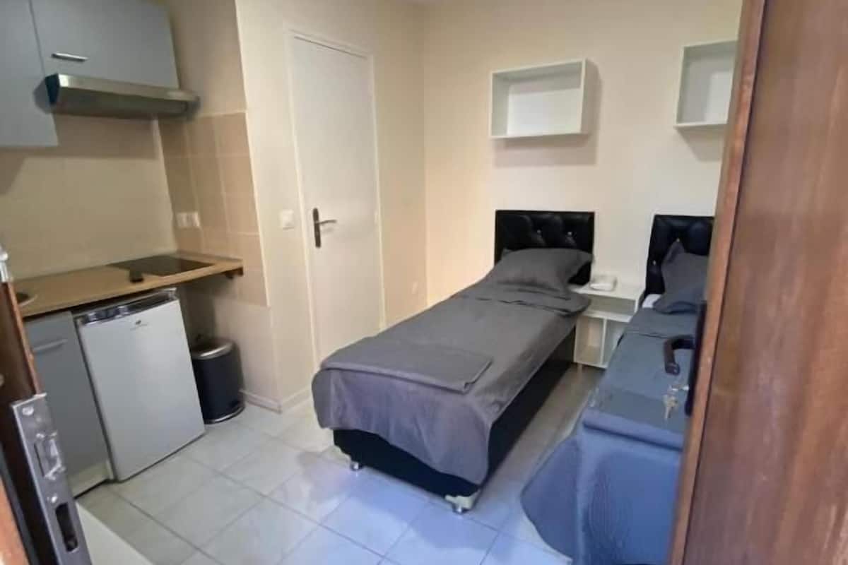 Studio | 2 Schlafzimmer, kostenloses WLAN, Bettwäsche