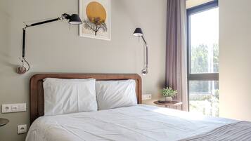 Standard Room | Desk, laptop workspace, free WiFi, bed sheets