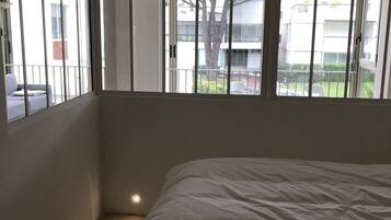 1 chambre, bureau, fer et planche Ă repasser, Wi-Fi gratuit