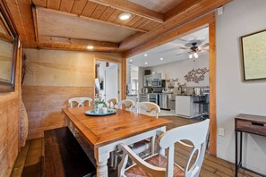 تناول الطعام