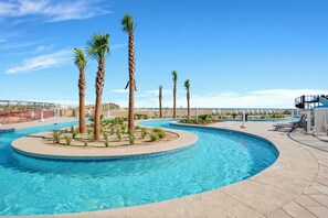 Piscina coperta, piscina all'aperto