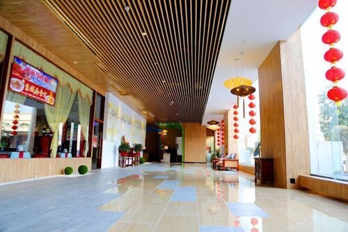 Hakkas Center Hotel