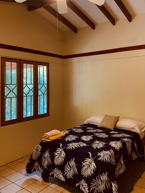 2 Schlafzimmer, Zimmersafe, WLAN, Bettwäsche