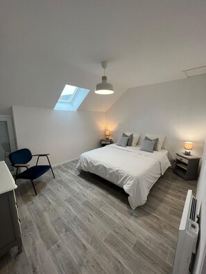 3 slaapkamers, reisbedje, gratis wifi, beddengoed