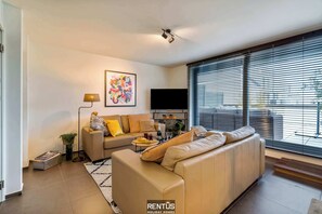 Televisie en een kantoor