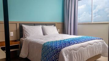 2 quartos, individualmente decorados, berços grátis, Wi-Fi de cortesia