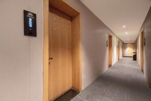 Unclassified image, 5 of 33, button - zhuzijianHotel (Yueyang)
