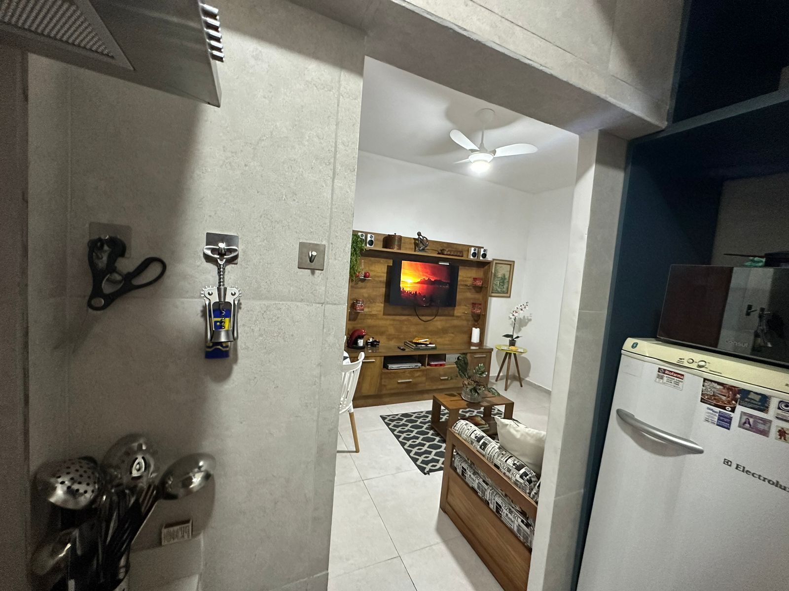 Televisión LED 32 pulgadas con canales de televisión digitales