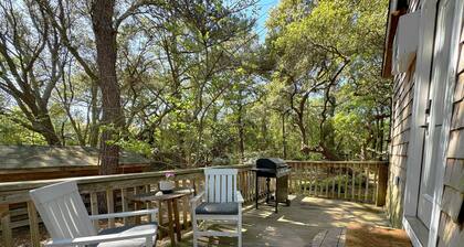 Live Oak Cottage - 'tiny house' / walk to beach
