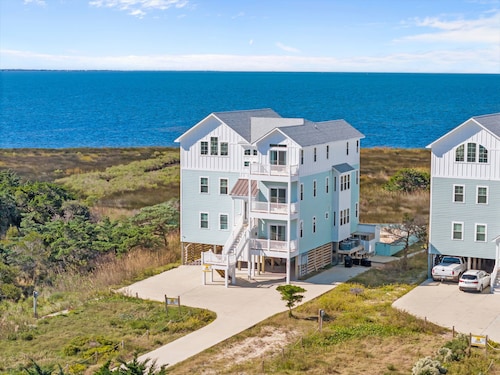 Soundfront home, shallow water, private pool, hot tub, windsurfing access ★★★★★