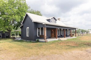 Exterior - Historic Farmhouse Charm, Modern Style & Comfort (Red Rock)