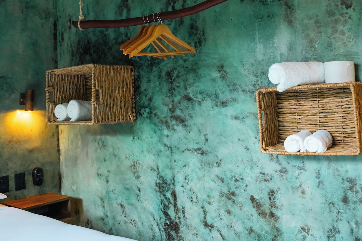 Wi-Fi de cortesia, roupa de cama