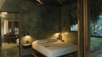 Comfort Room | Free WiFi, bed sheets