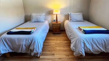 3 sovrum, skrivbord, wi-fi och sängkläder