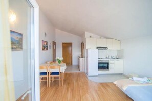 1 sovrum, gratis wi-fi, sängkläder och rullstolsanpassning