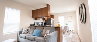 Comfortable 2-Bedroom SLO bungalow house