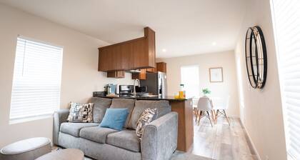 Comfortable 2-Bedroom SLO bungalow house