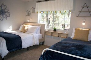 4 bedrooms, iron/ironing board, travel crib, free WiFi