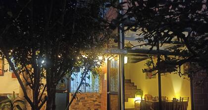 Cozy, country house, equipped in Mindo Ecuador.