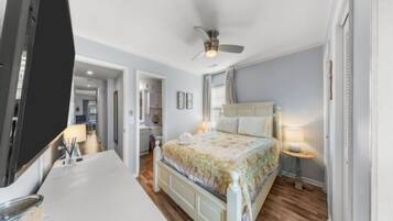 2 bedrooms, WiFi, bed sheets