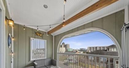 DRIFTWOOD C1 (1-Bedroom Villa) by RedAwning