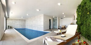 Indoor pool, a heated pool - Villa Luxury Dream in Omiš, indoor heated pool (Omiš)