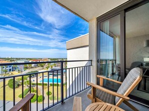 Property grounds - 🌊 Discover Crystal Beach, Miramar Beach & Destin at EmeraldTide! 🌴 (Destin)