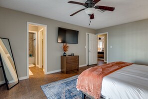 4 室のベッドルーム、セーフティボックス (室内)、WiFi (無料)、ベッドシーツ