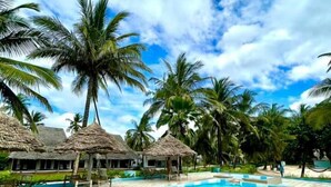 Body treatments, deep-tissue massages, Swedish massages, sports massages - Mambo Beach Villas (Matemwe)