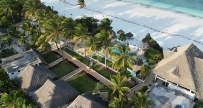 Mambo Beach Villas