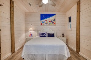 4 bedrooms, WiFi, bed sheets