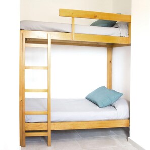 2 chambres, accès à Internet, literie fournie