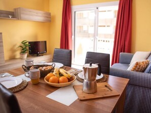 Dining - APCOSTAS Salats / one bedrrom (L'Estartit)